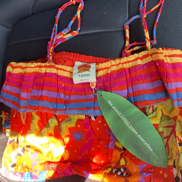 NWT- Farm Rio Magic Forest Crop Top  OBO - Picture 6 of 7